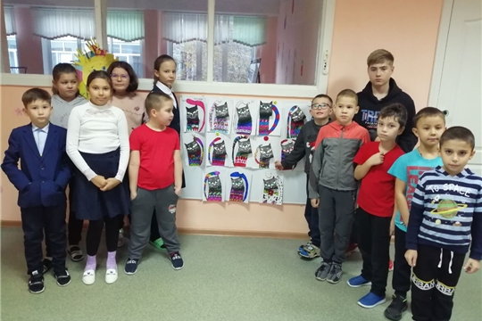 Творческая работа в группе дневного пребывания детей "Символ года - черный кот"