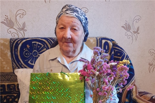 Жительнице столицы Чувашии Екатерине Ивановой исполнилось 95 лет