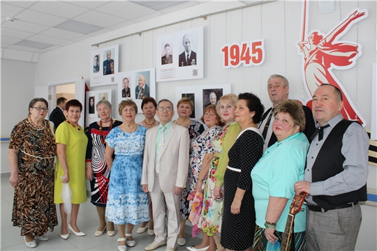 Концерт «Дарите женщинам цветы»