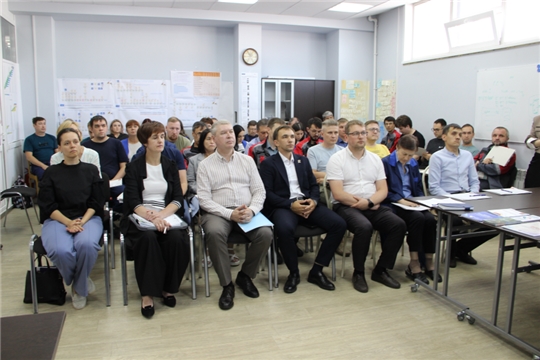 Алена Елизарова встретилась с трудовым коллективом предприятия «Фросто»