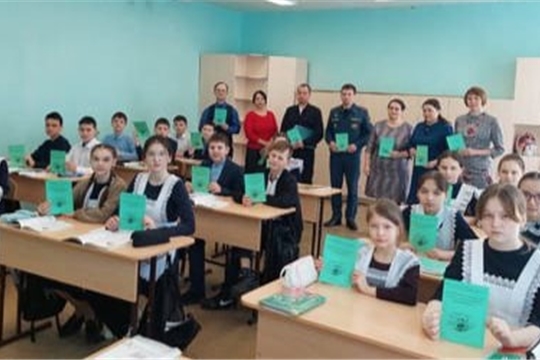 С более 100 детьми провели беседы на паровую тематику