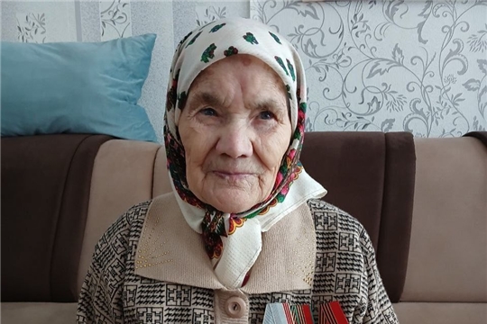 95-летний юбилей отметила жительница Комсомольского округа Нина Яковлева