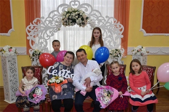 Активная многодетная семья