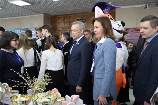Алена Елизарова: «Чувашия вошла в пятерку регионов-лидеров страны по организации Всероссийской ярмарки трудоустройства-2023»