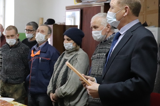 Поздравление администрации и профкома