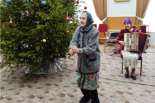 Новый год уже в пути