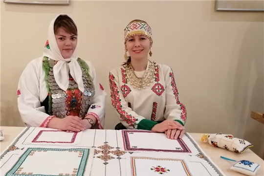 День чувашской вышивки