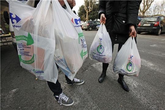 "Горячая линия" по доставке на дом продуктов питания и лекарственных препаратов