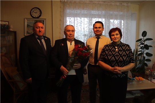 «Поздравления с Днем героев Отечества»