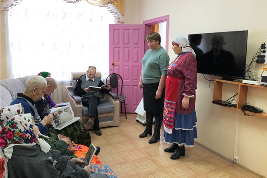 Для получателей социальных услуг состоялся праздничный концерт ко Дню инвалидов