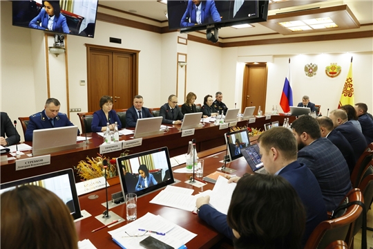 Задолженность по зарплате на предприятиях Чувашии за год снизилась на 41%